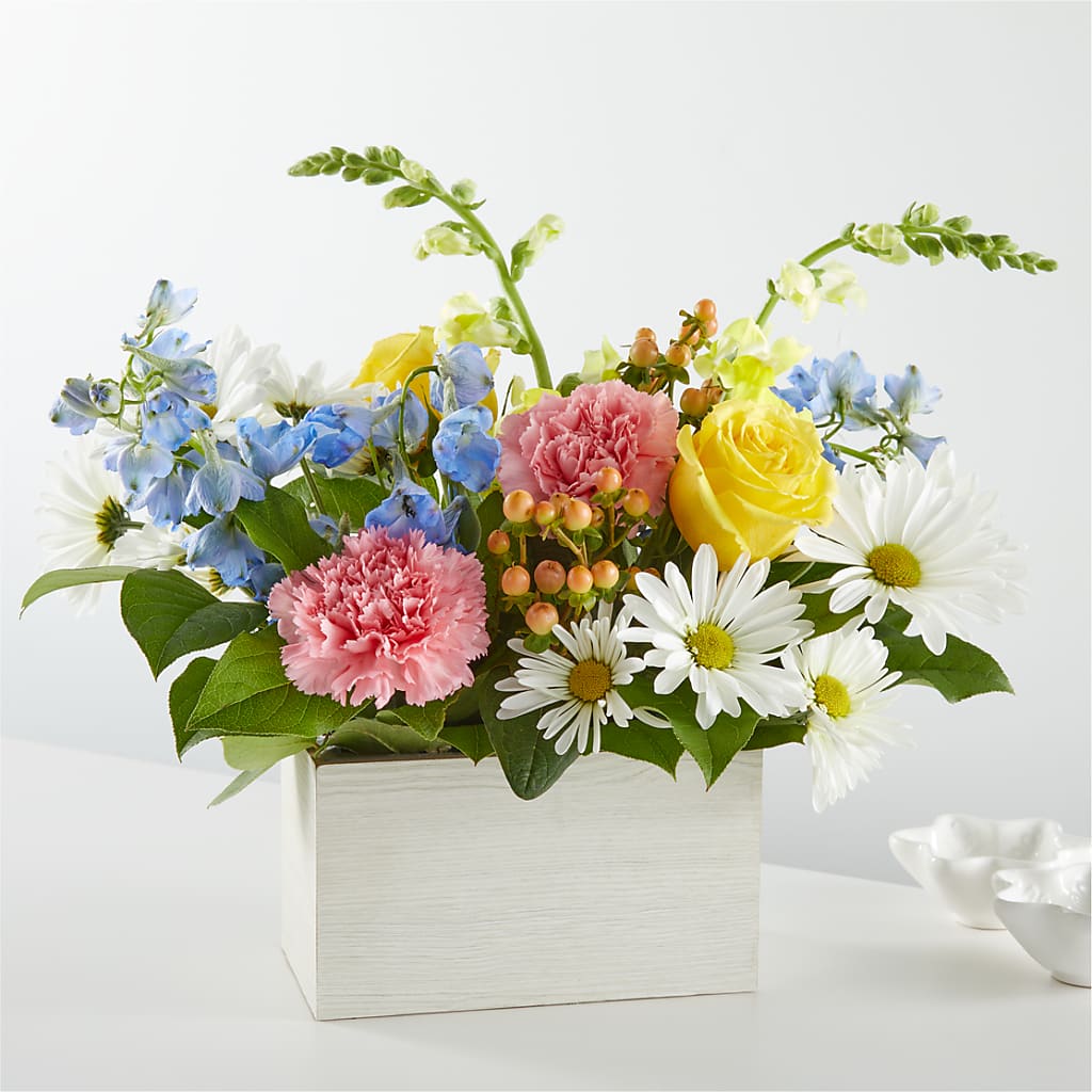 Sun Salutation Box Bouquet – RUTH'S FLOWERS AND GIFTS, Marshfield MO