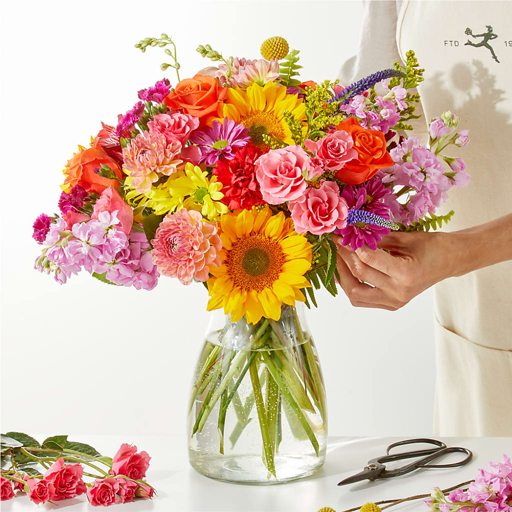 Cue the Confetti - A Florist Original – RUTH'S FLOWERS AND GIFTS, Marshfield MO
