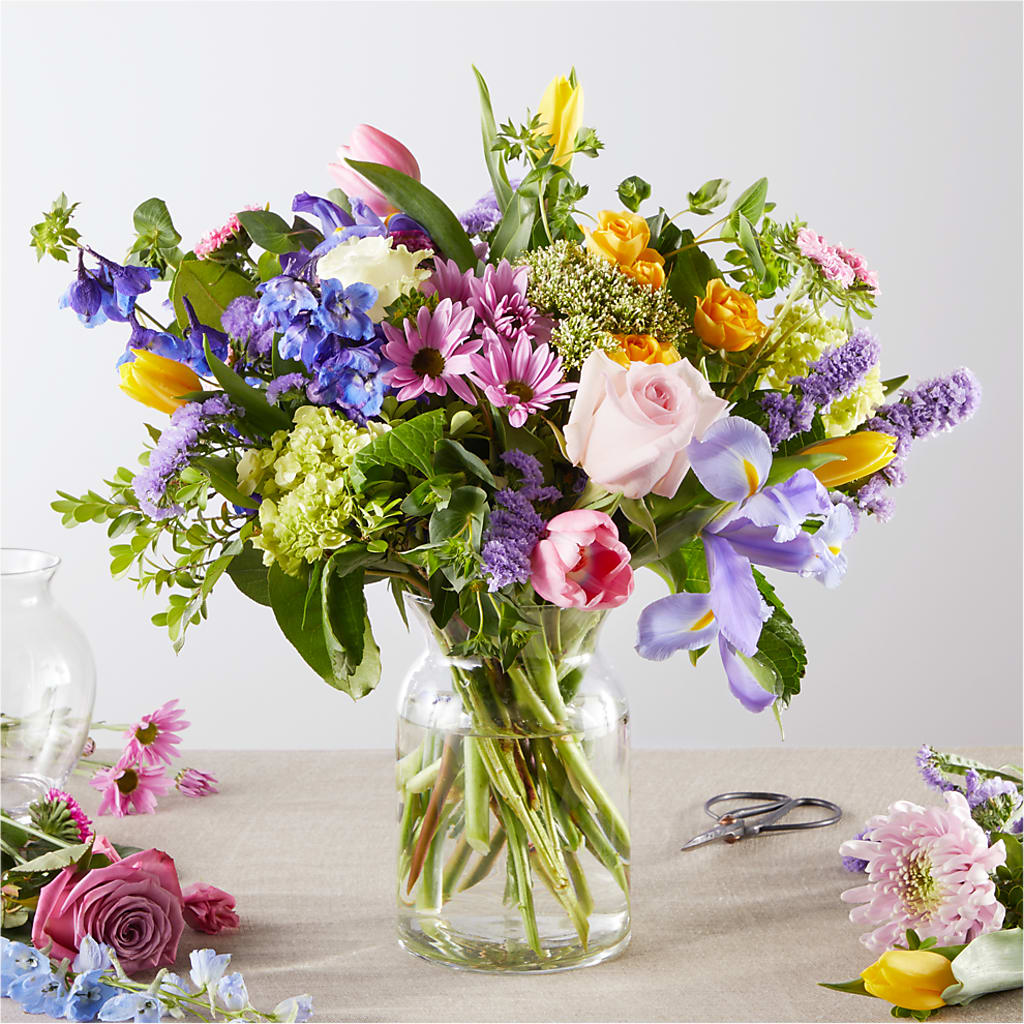 Pastel Tradition - A Florist Original – RUTH'S FLOWERS AND GIFTS, Marshfield MO