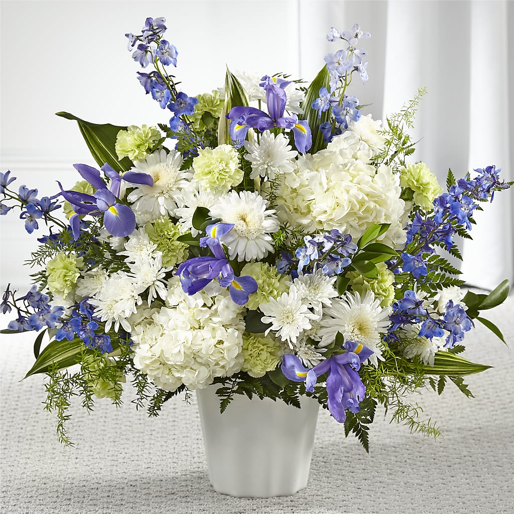 Soft Serenity Floor Basket – RUTH'S FLOWERS AND GIFTS, Marshfield MO