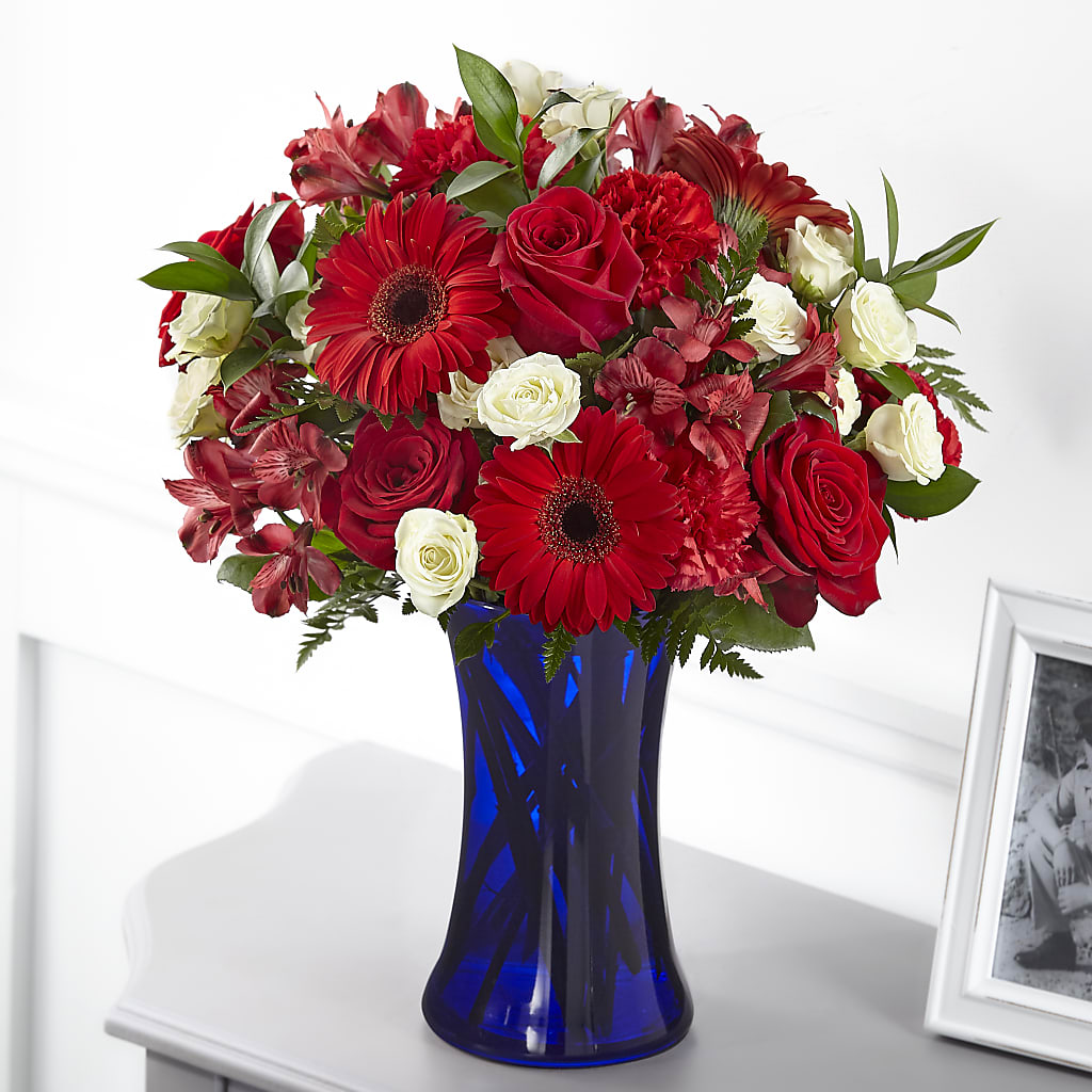 Hearts Embrace Bouquet – RUTH'S FLOWERS AND GIFTS, Marshfield MO