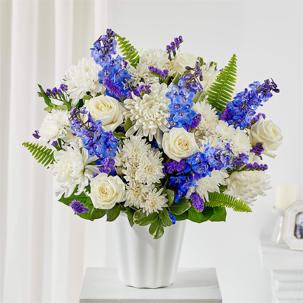 Hold Dear Tabletop Basket – RUTH'S FLOWERS AND GIFTS, Marshfield MO