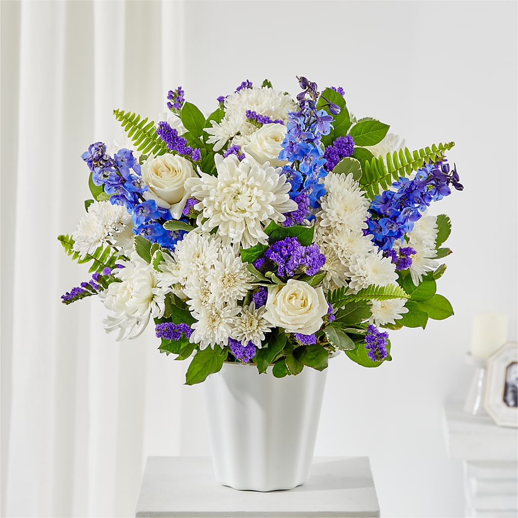 Hold Dear Tabletop Basket – RUTH'S FLOWERS AND GIFTS, Marshfield MO