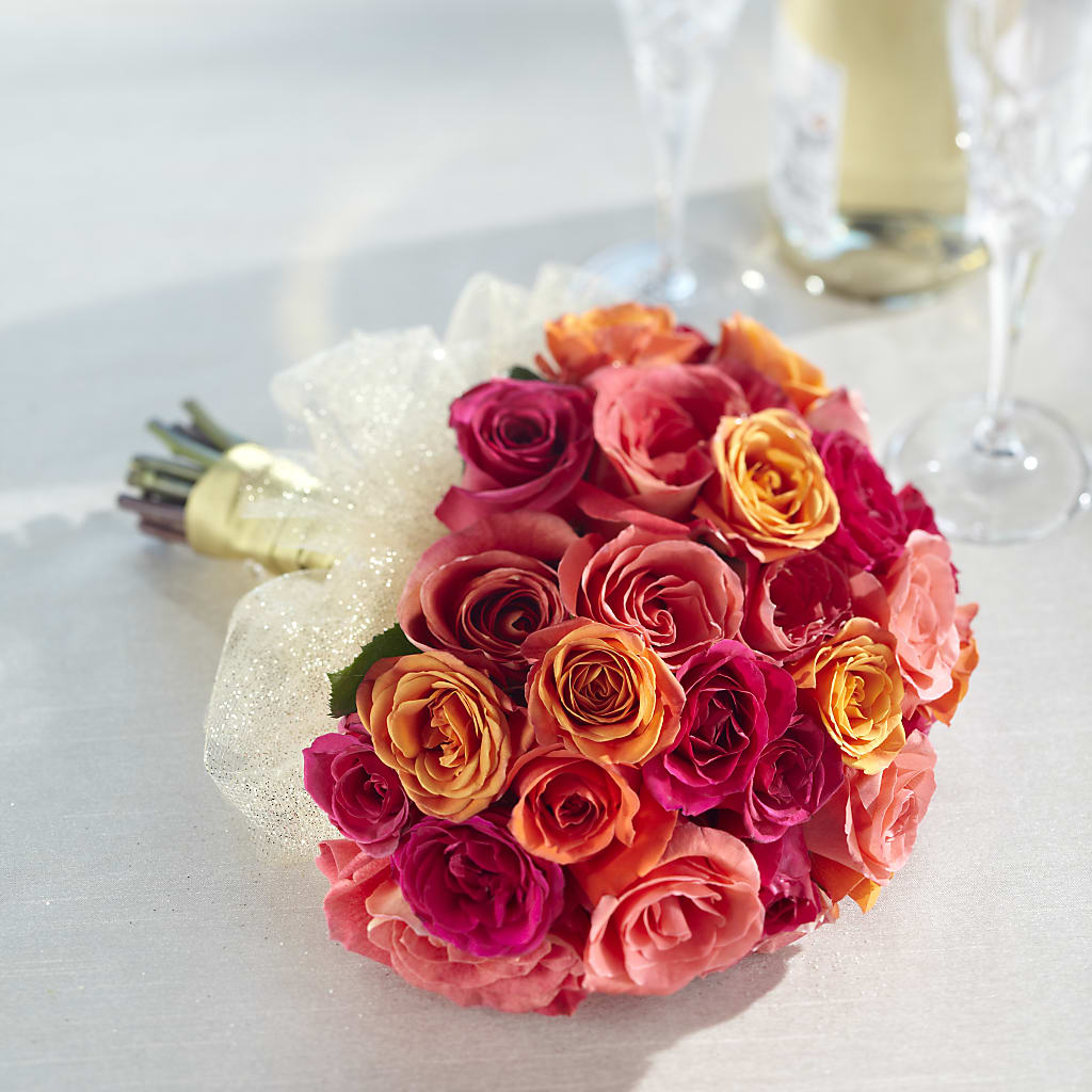 Sweet Roses Bouquet – RUTH'S FLOWERS AND GIFTS, Marshfield MO