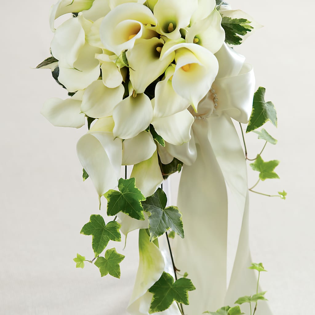 White Chapel Bouquet – RUTH'S FLOWERS AND GIFTS, Marshfield MO