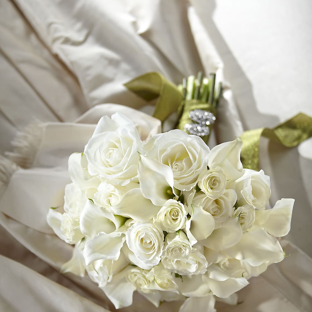 Serene Highness Bouquet – RUTH'S FLOWERS AND GIFTS, Marshfield MO