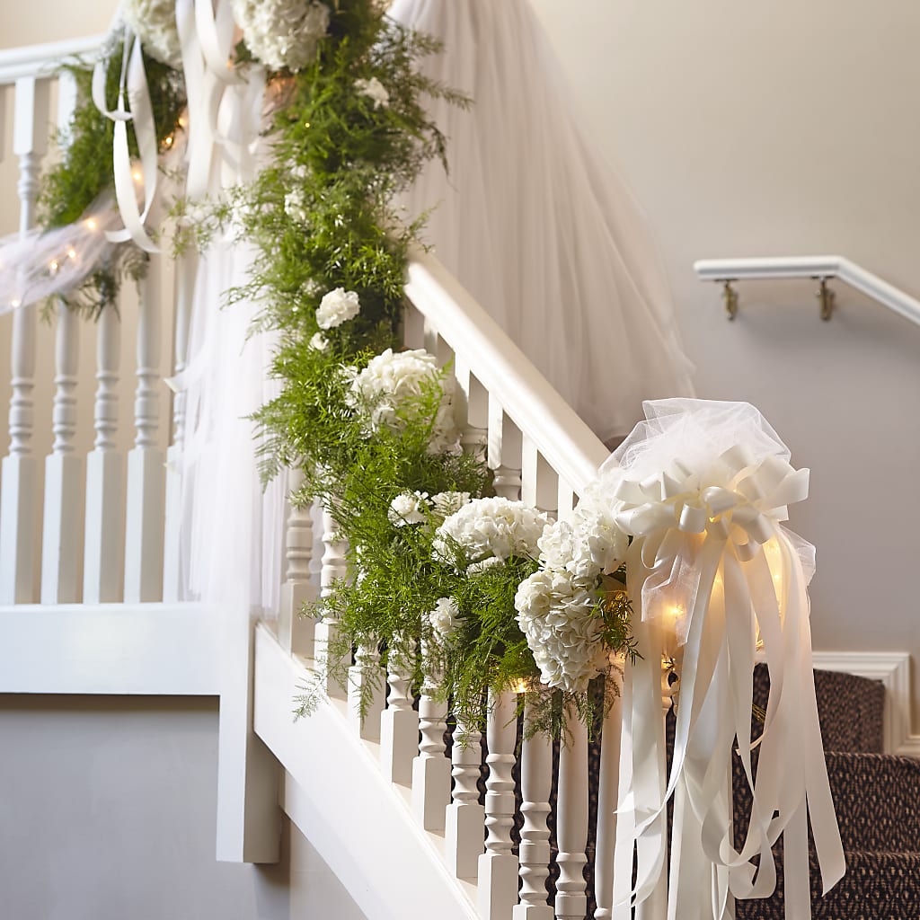 Champagne Dreams Garland – RUTH'S FLOWERS AND GIFTS, Marshfield MO