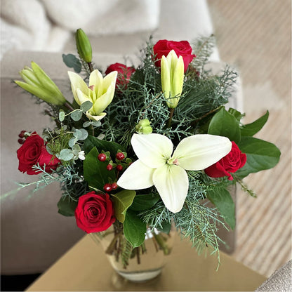Glittering Lights Bouquet – RUTH'S FLOWERS AND GIFTS, Marshfield MO