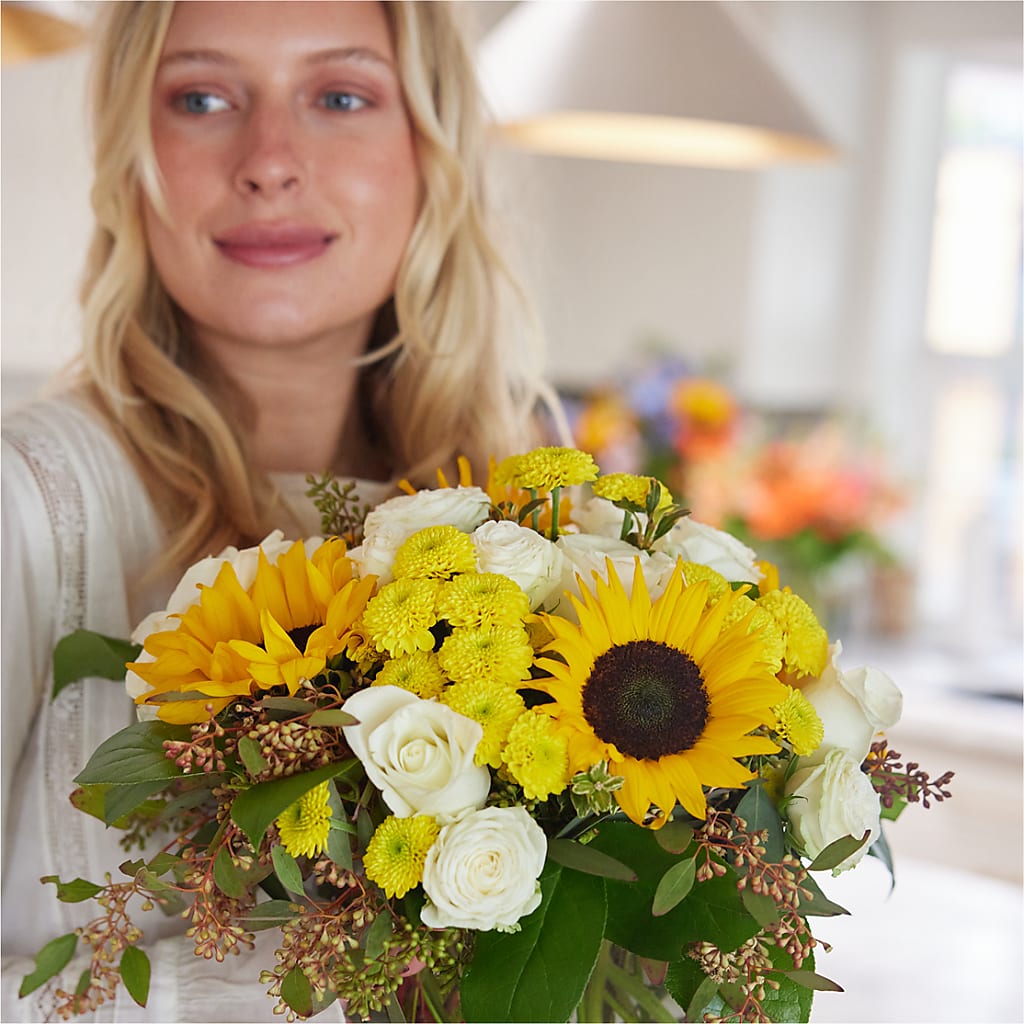 Luminous Morning Bouquet – RUTH'S FLOWERS AND GIFTS, Marshfield MO