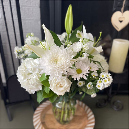 Classic Ivory – A Florist Original – RUTH'S FLOWERS AND GIFTS, Marshfield MO