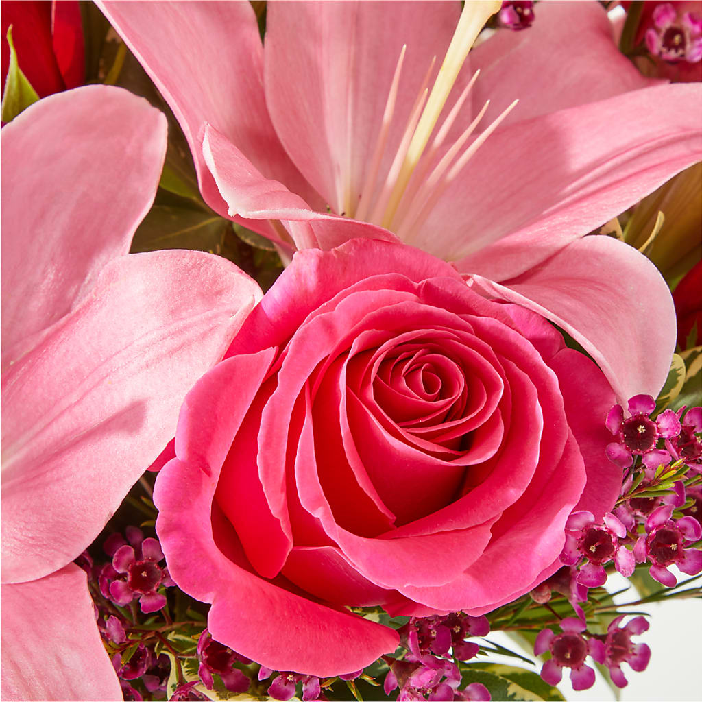 Lucky in Love Bouquet – RUTH'S FLOWERS AND GIFTS, Marshfield MO