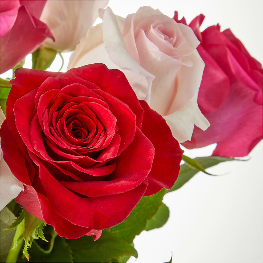 Charming Rose Bouquet – RUTH'S FLOWERS AND GIFTS, Marshfield MO