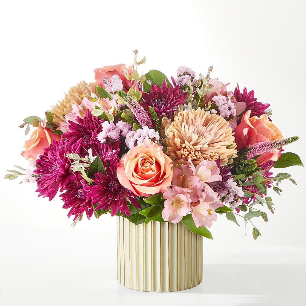 Berry Cobbler Bouquet with Ivory Vase – RUTH'S FLOWERS AND GIFTS, Marshfield MO