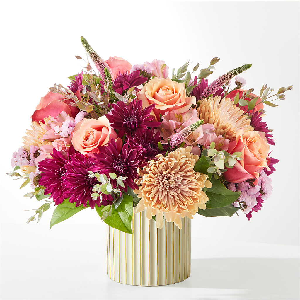 Berry Cobbler Bouquet with Ivory Vase – RUTH'S FLOWERS AND GIFTS, Marshfield MO