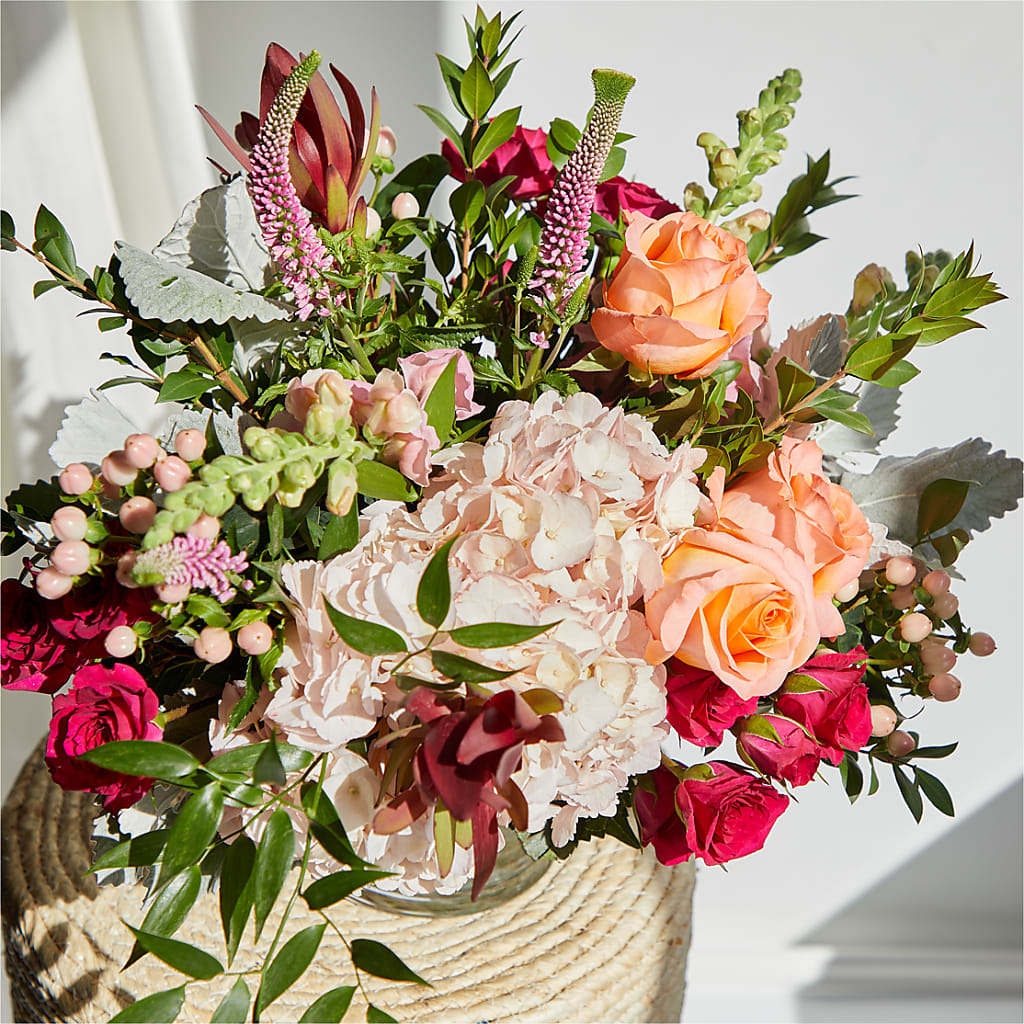 Glitz & Glam Bouquet – RUTH'S FLOWERS AND GIFTS, Marshfield MO